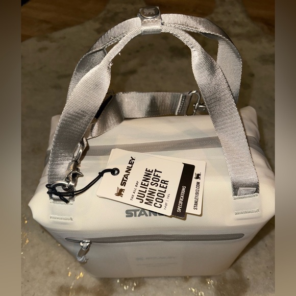 Stanley Julienne Mini Cooler Bag Soft Cooler Cream BRAND NEW w/ Tags - Picture 6 of 11